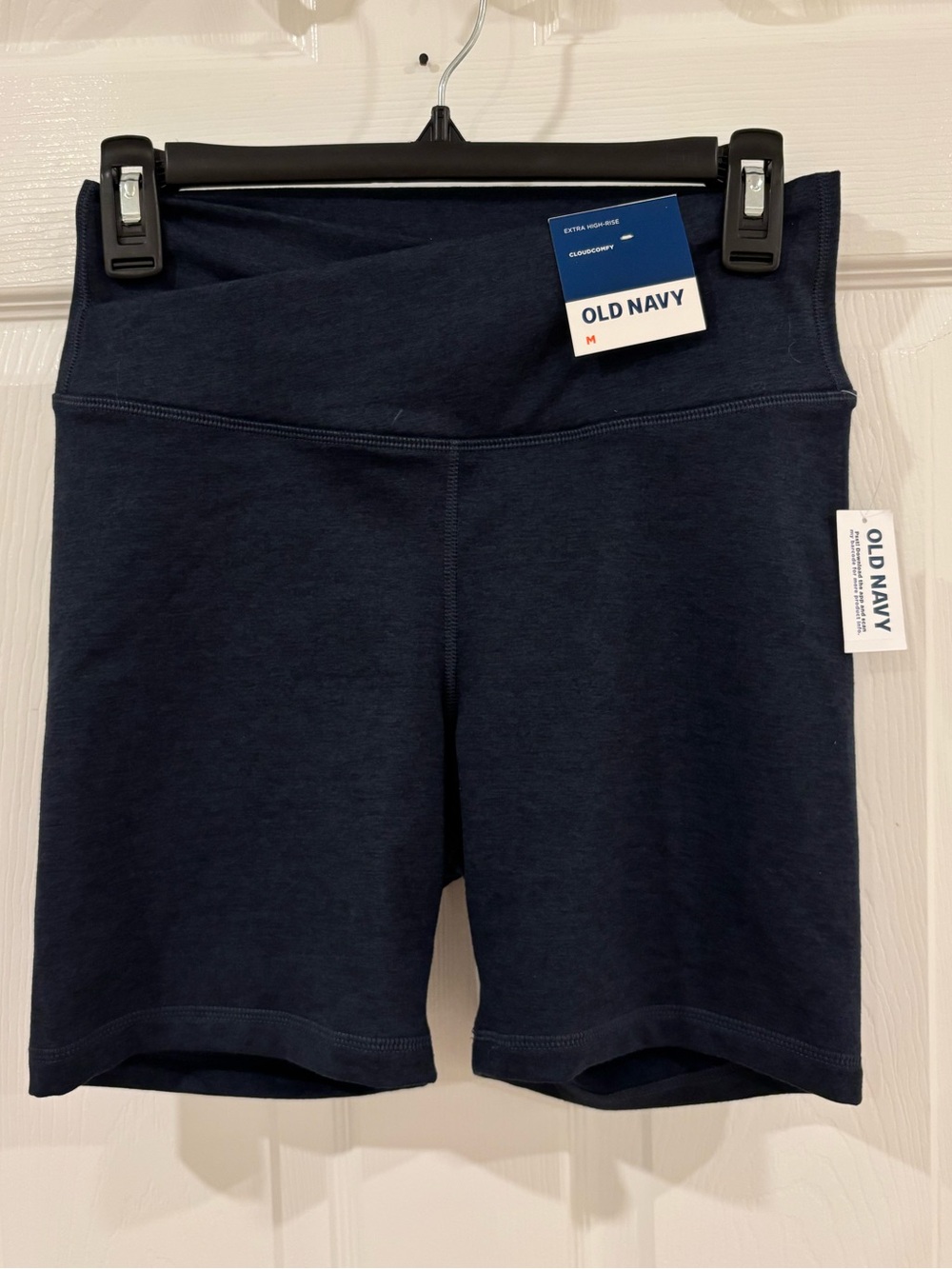 NWT Old Navy CloudComfy High Rise Bike Shorts M